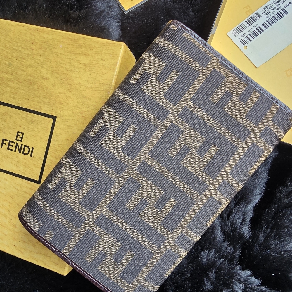 Fendi Monogram Brown and Tan Trifold Wallet - Picture 11 of 16